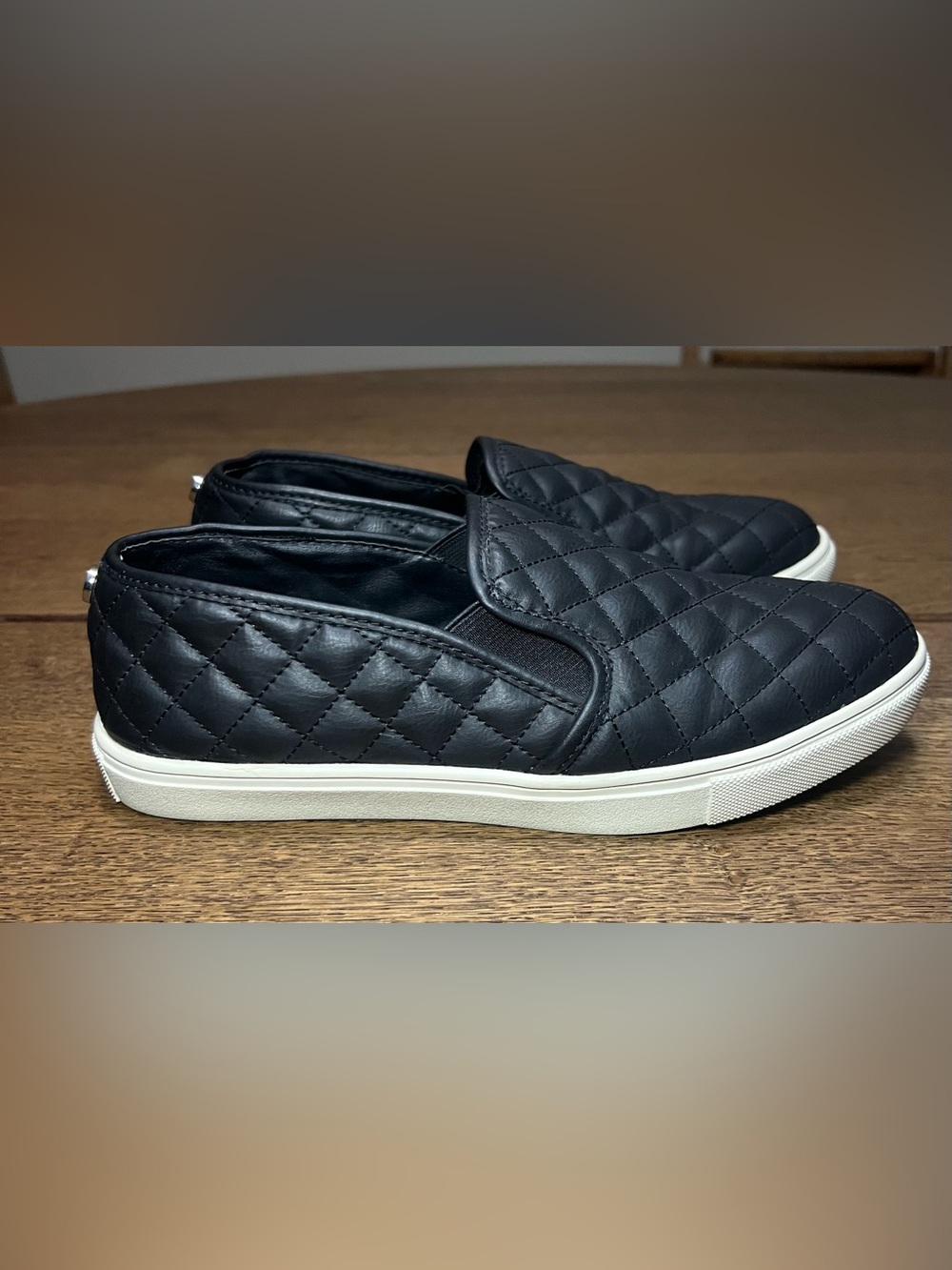 Steve Madden Eccentricq Quilted Shoes Womens Sz 9 M Black Slip on Sneakers